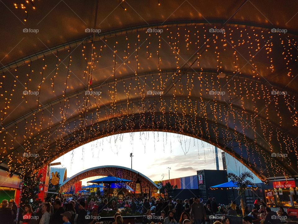 eat street getting crowded