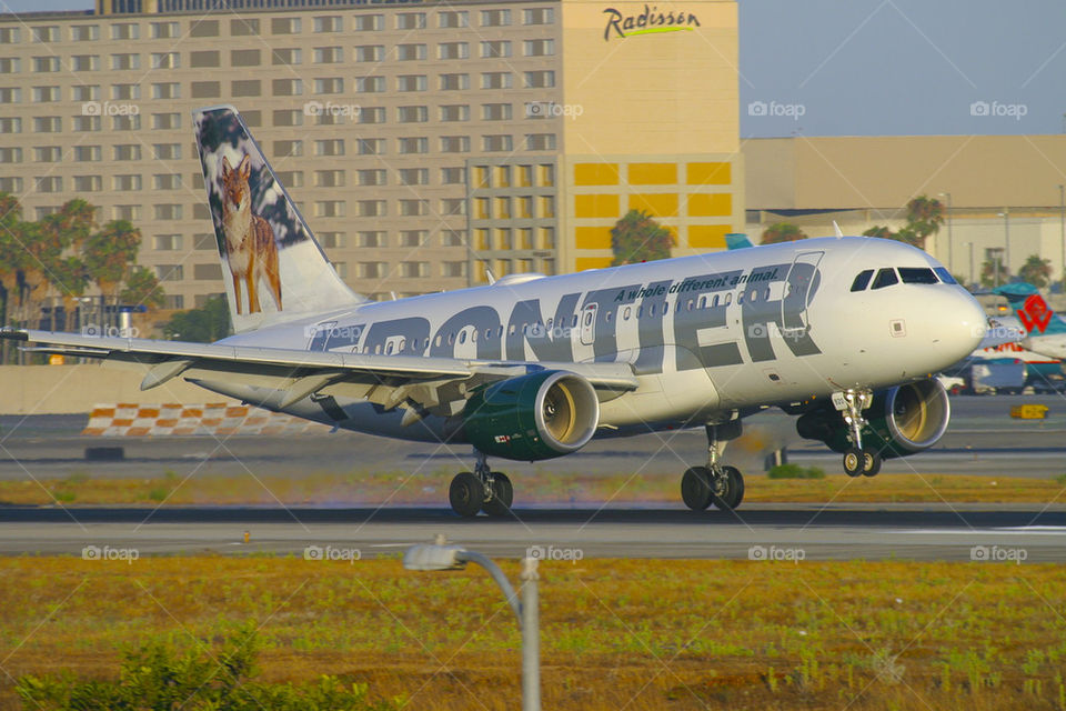 FRONTIER AIRLINES A319 LAX LOS ANGELES CALIFORNIA