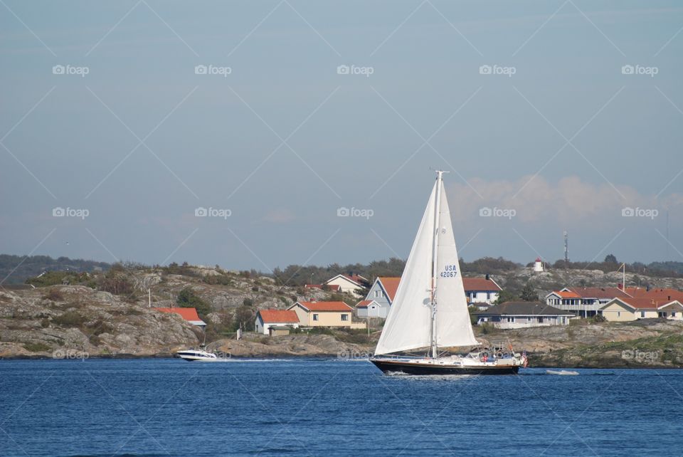 American boat sailing in Sweden. American boat sailing in Sweden
Amazing to se this boat close to where I live. 