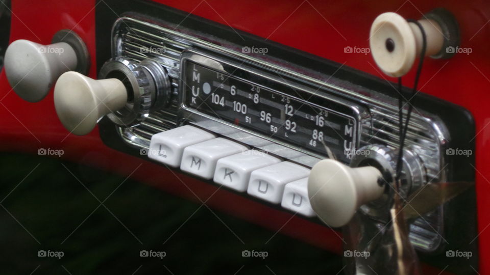 red dash and vintage 1950s car radio