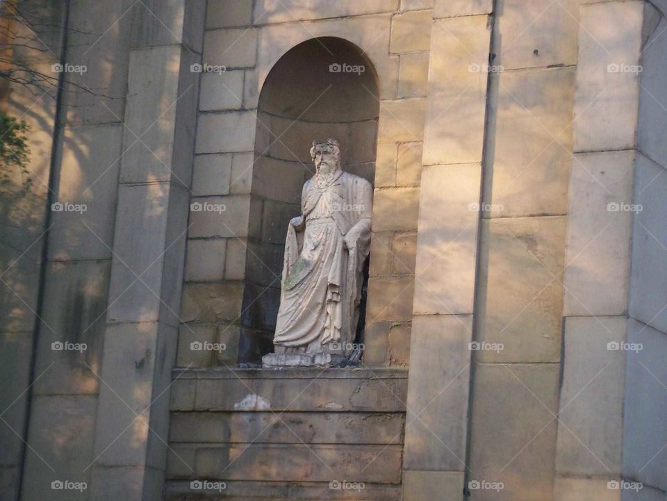 Manchester Statue