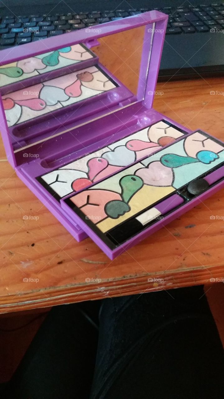 Beautiful and colorful makeup palette from Deborah