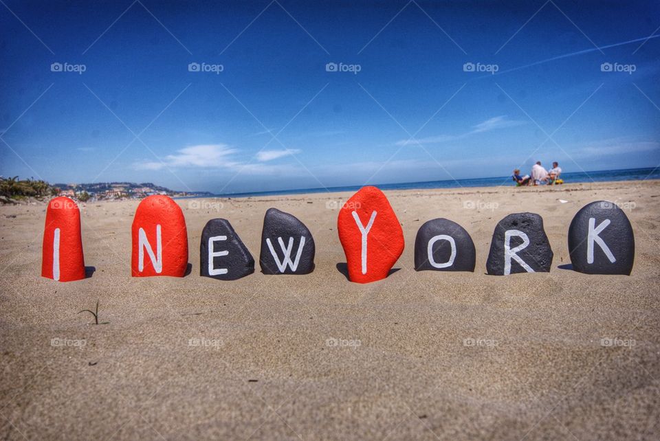 New York city, souvenir on stones