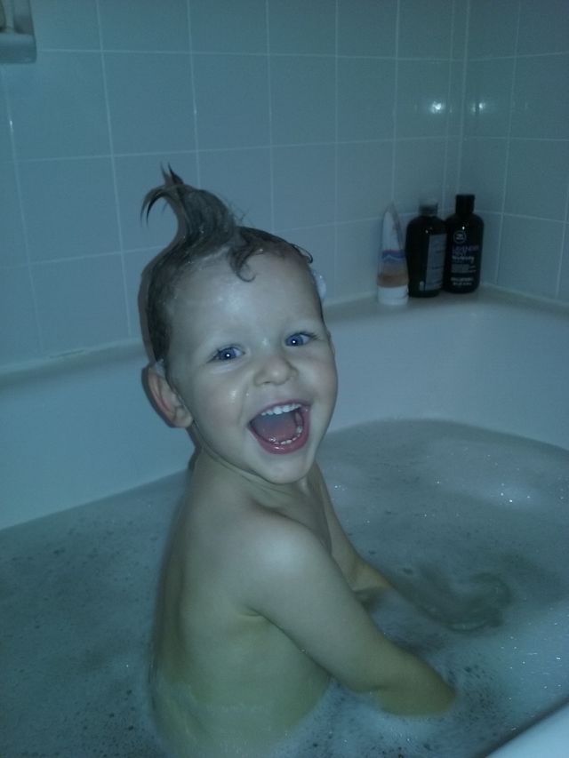 Happy boy tub time mohawk!