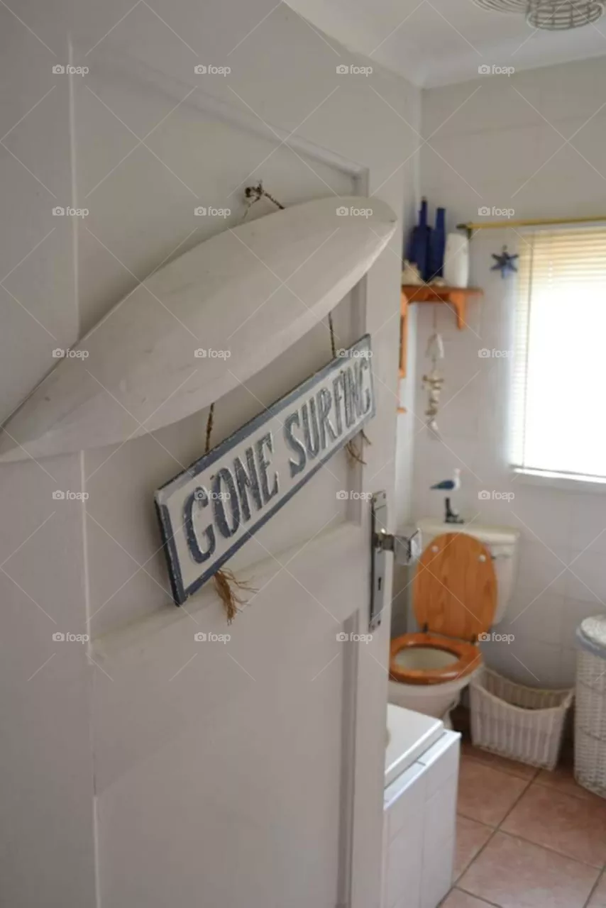 Bathroom devor