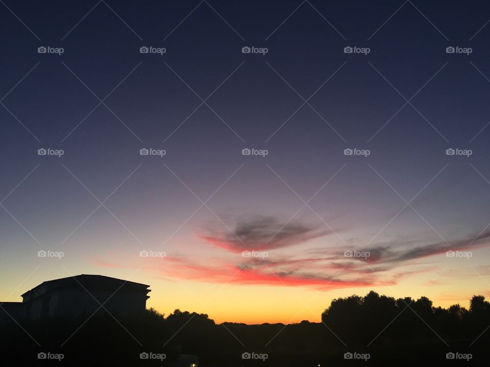 Between day and night 