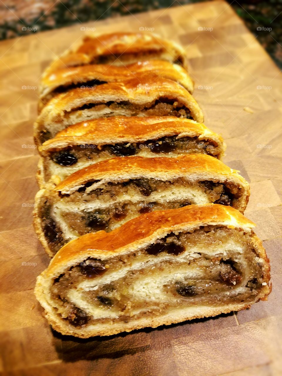 pastry nut roll Hungarian dessert