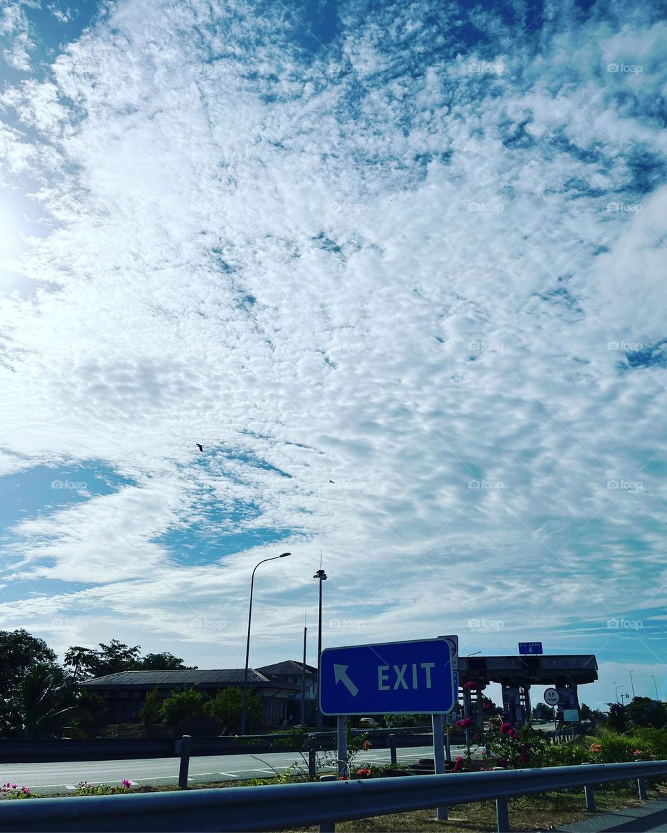 A beautiful afternoon in Gampaha Srilanka: Gazing at the clouds is so satisfying.