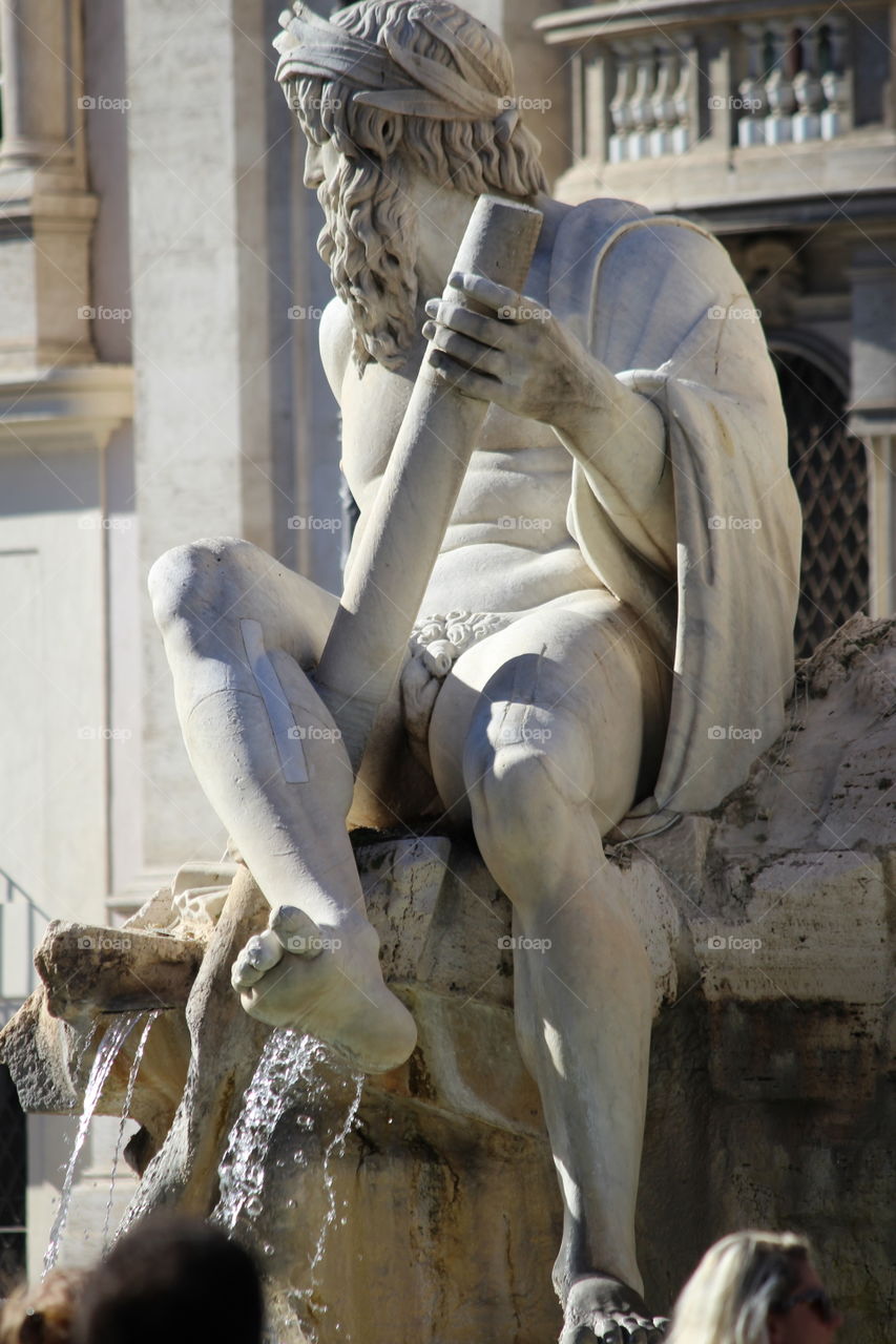 statue in rome