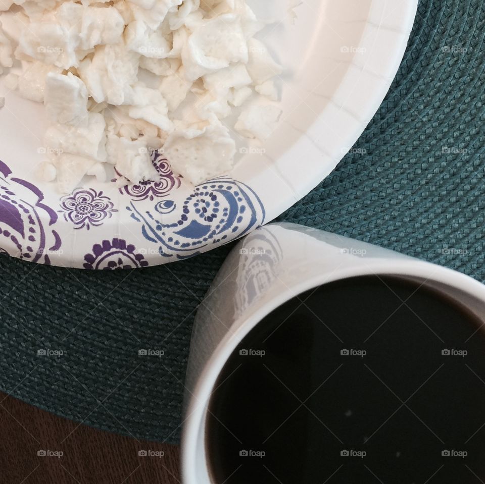 Eggs white and coffee black.