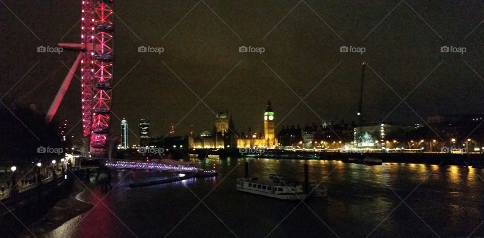 London, Thames at Night
