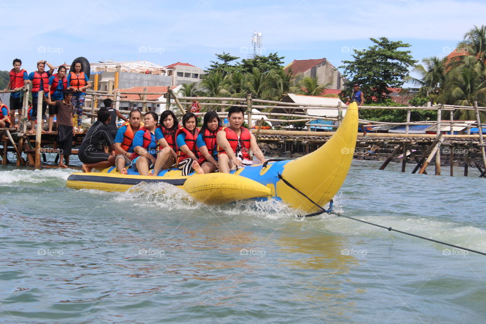 Let's go ... summertime with banana board ..