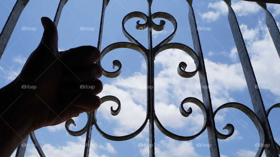 valdemira24. historical windows, clouds in the sky tradicional