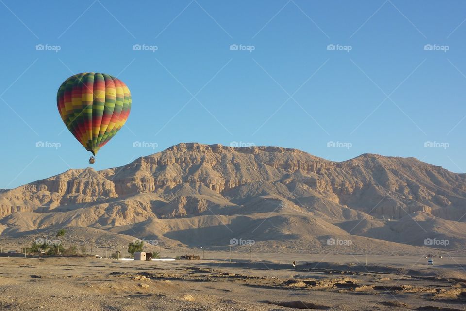 Luxor mountain view with hot air balloon 