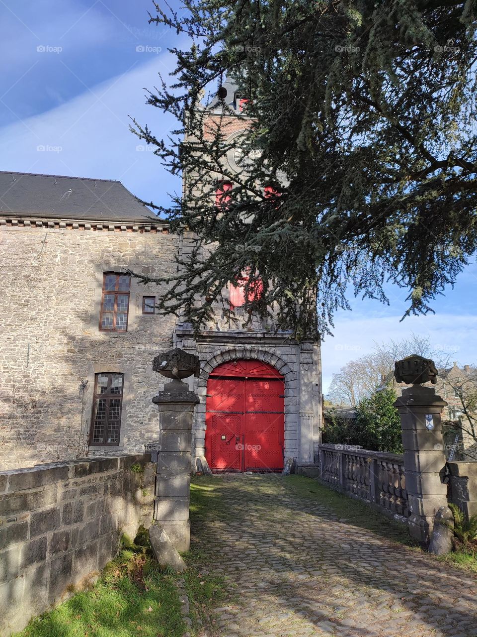 Visit of the Château fort d'Ecaussines