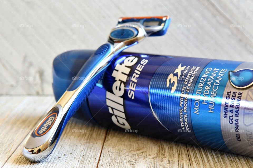 Gillette shaving cream and razor