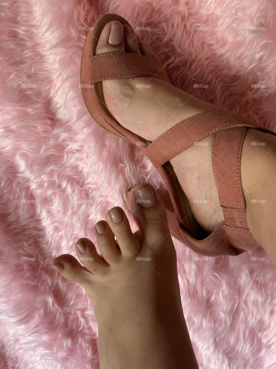 Sin un zapato/  I’m missing a slipper 👠