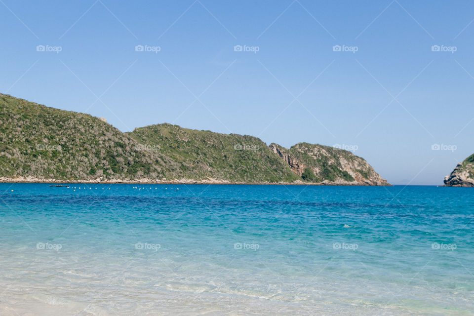 Praia com paisagem linda e fantástica no Brasil, na região do Lagos no Rio de Janeiro, em Arraial do Cabo