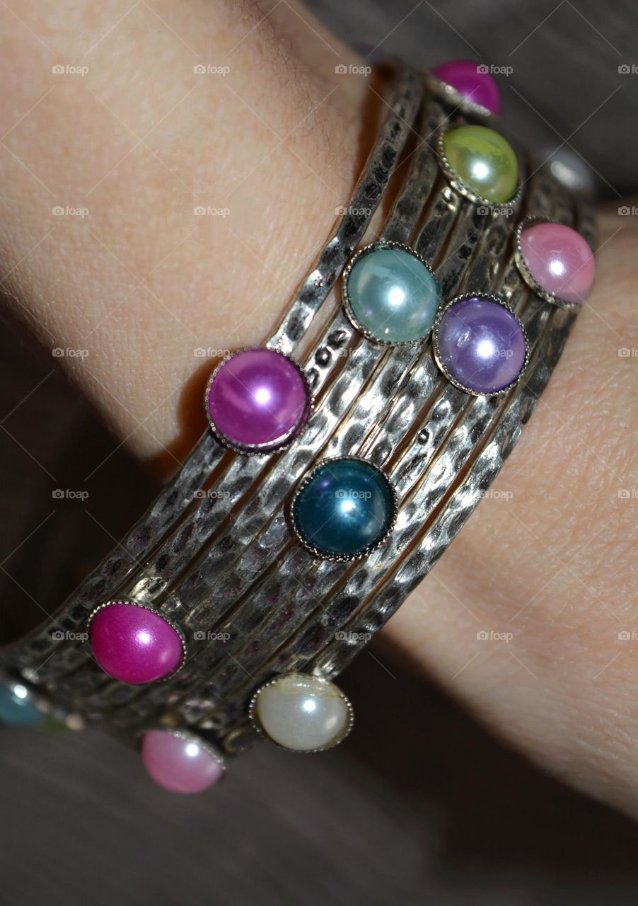 round beautiful texture female accessories bracelet beads on a female hand