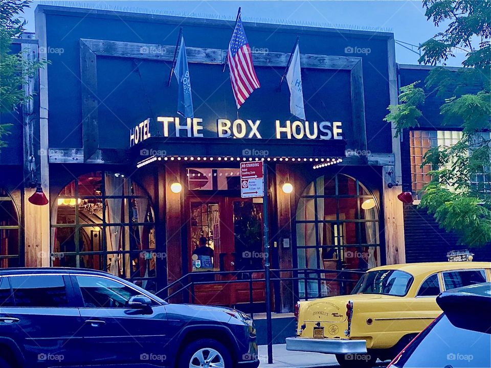 This is the entrance and lobby to the “BOX HOUSE HOTEL” on “Clay Street” in “Greenpoint”, Brooklyn at twilight time in September 2023. Hypnotic Productions
