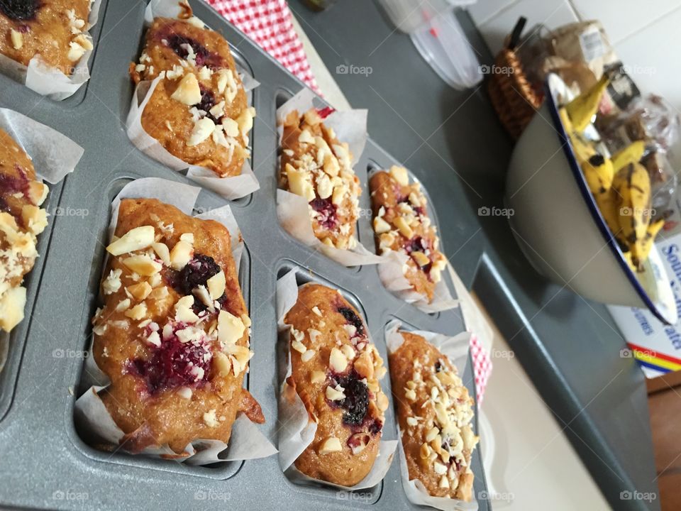 Mini Banana and wild Blackberry Bread Loaves, with organic coconut sugar and topped with crushed macadamia nuts