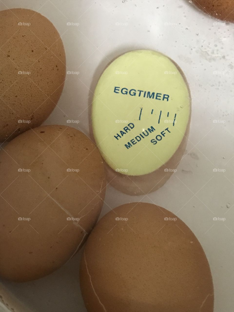 Eggs-timer-boil-water 