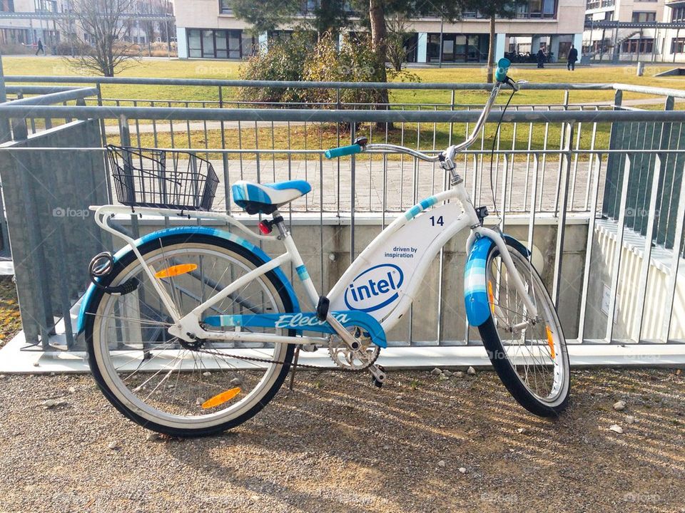 Intel bike