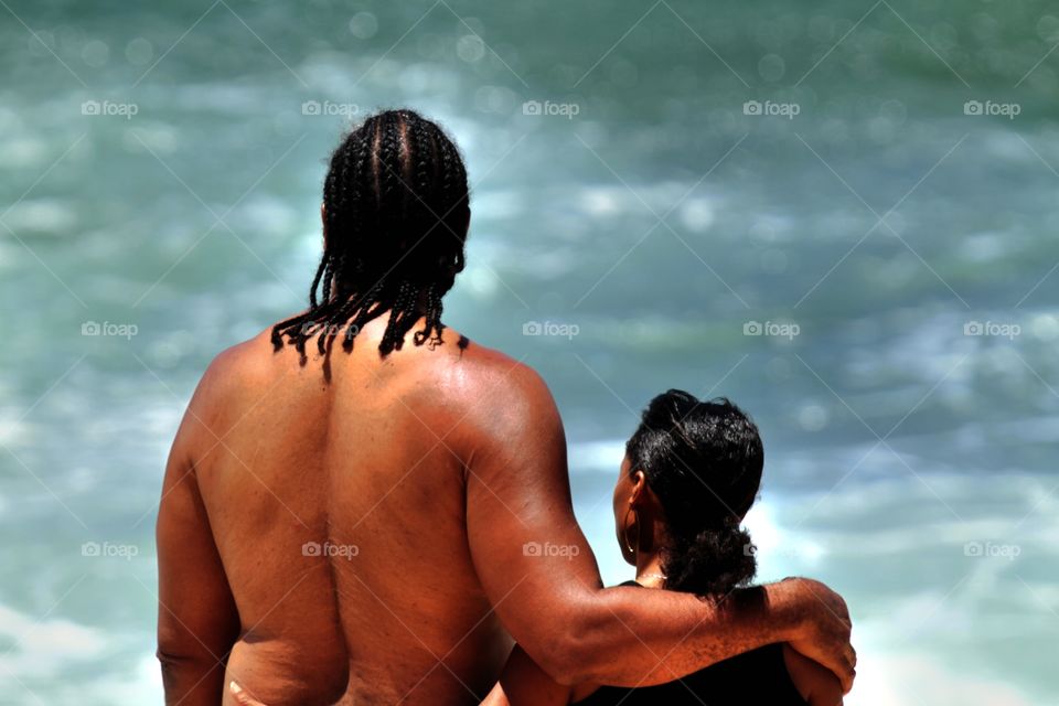 Couple enjoying looking out over the ocean