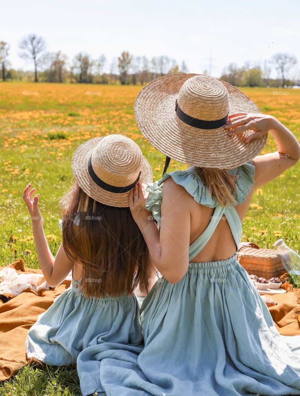 mother and daughter, nice emotions, beautiful colors