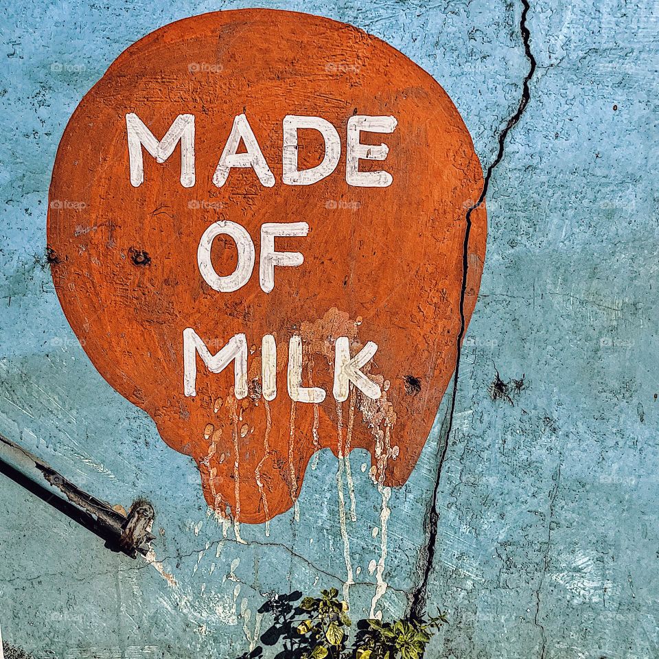 Stopping at an ice cream shop in India, ice cream in India, made of milk sign, colorful Indian signs, Indian ice cream shops, walking in India