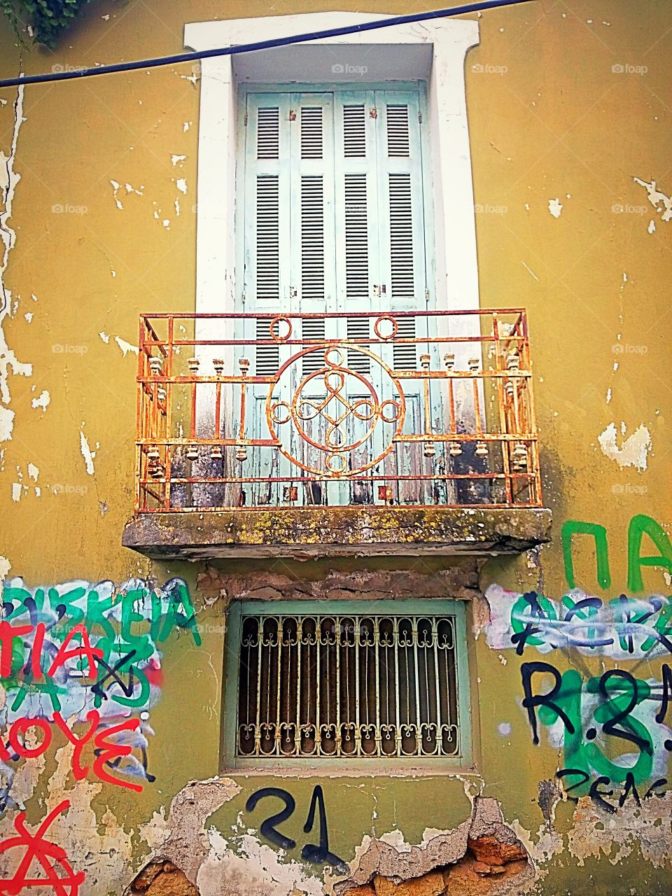 balcony