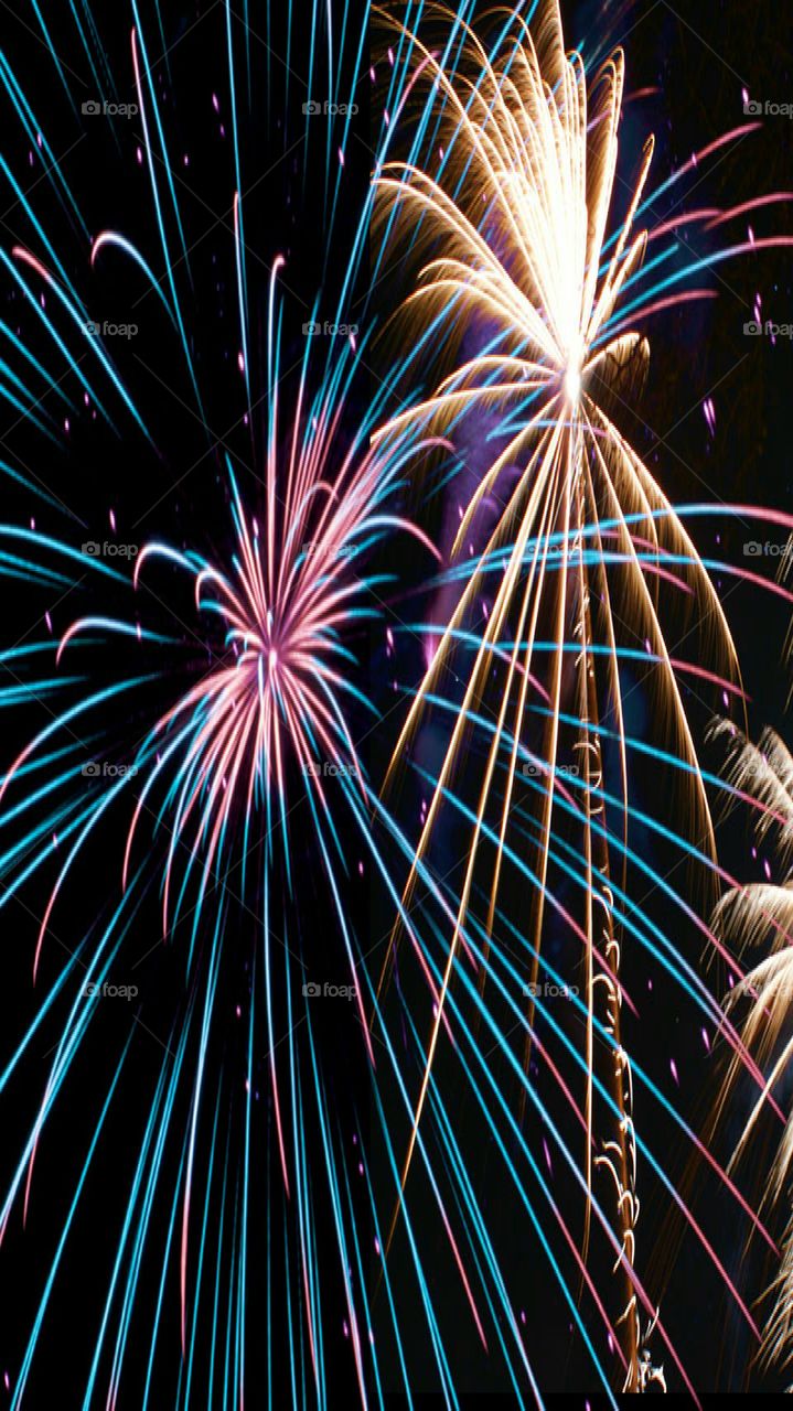 Aqua & Pink Fireworks 