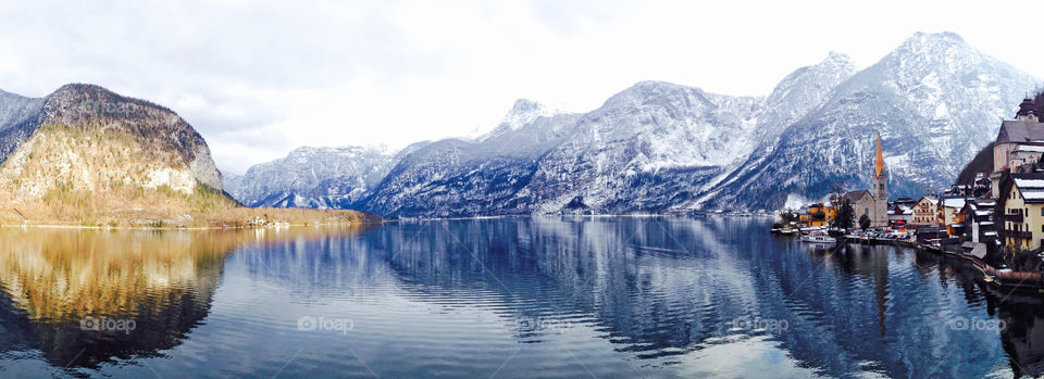 Hallstatt lake with snow mountain in winter, Austria, Europe 