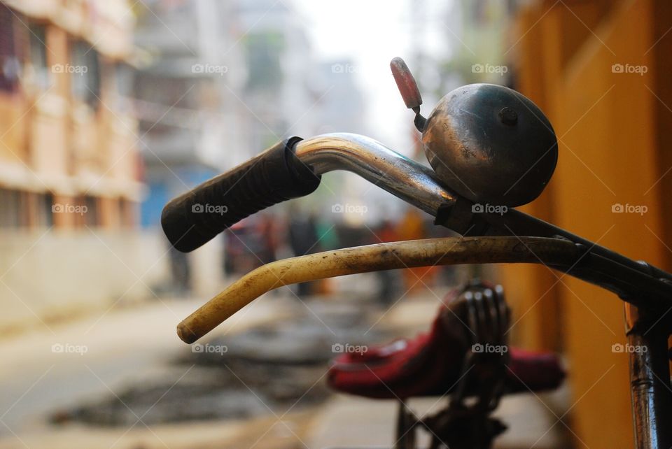 the lonely bike - calcutta, india