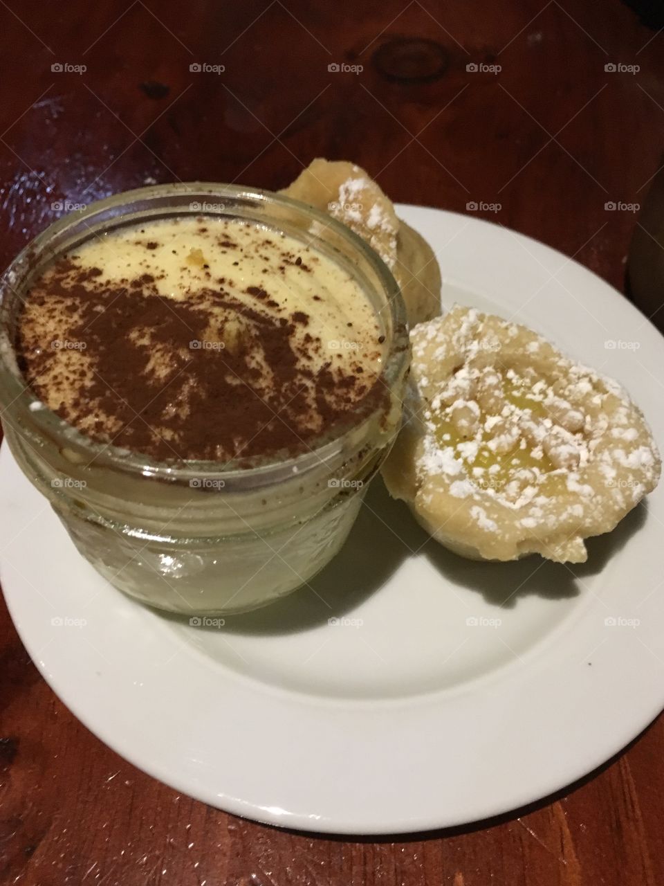 Tiramisu pudding and lemon tarts
