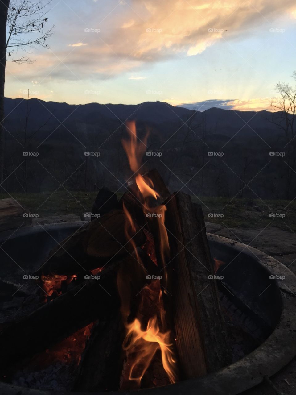 Campfire mountain