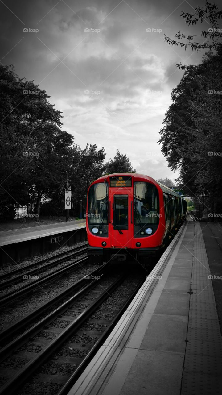 London tube (outdoor ). Taken at Kew station