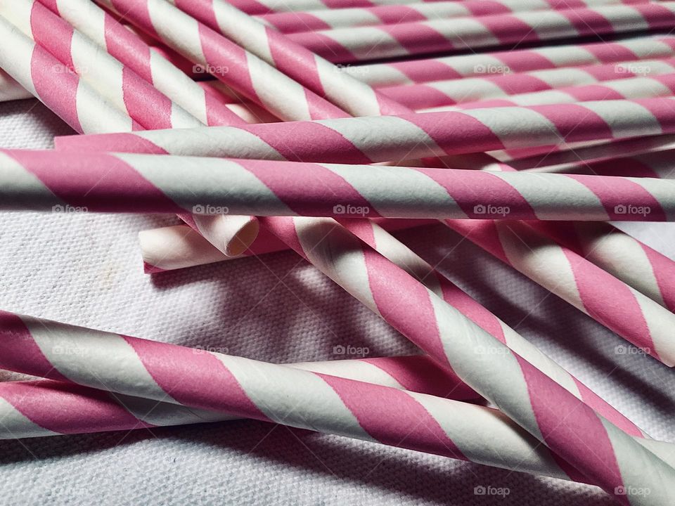 Pink straws