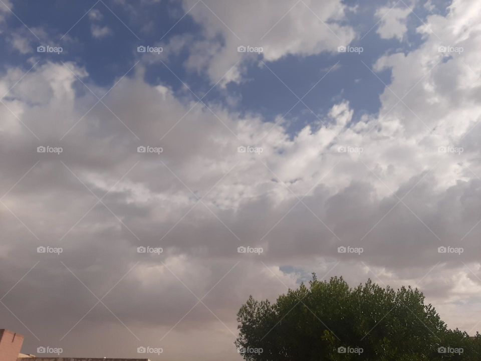 Please help me, I am very poor, I need your support and God is in need