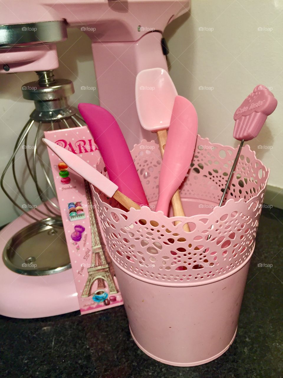 Pink utensils 