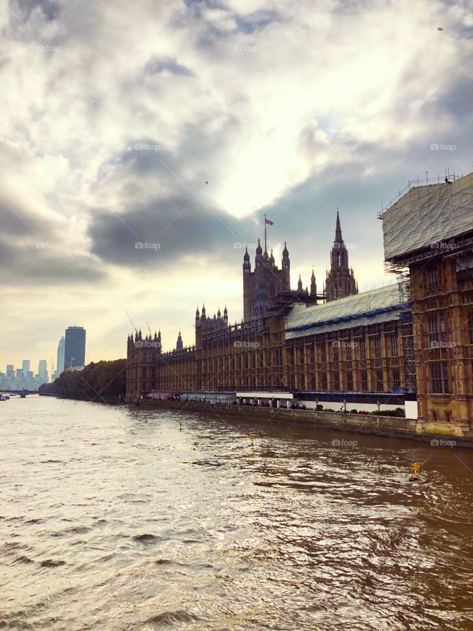 The London sky appeared to me in a dream.