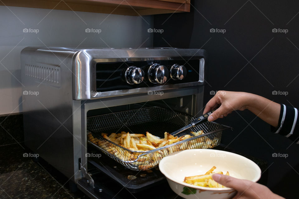 French fries air fried in the Toastmaster 