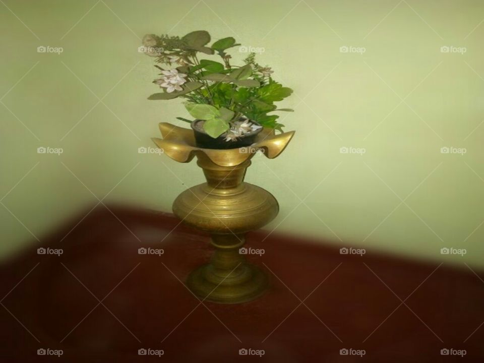 Flower vase