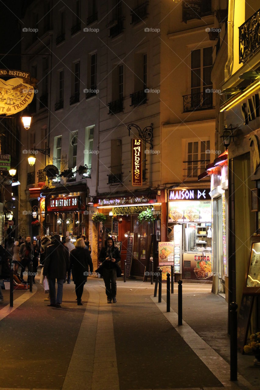 paris street 
