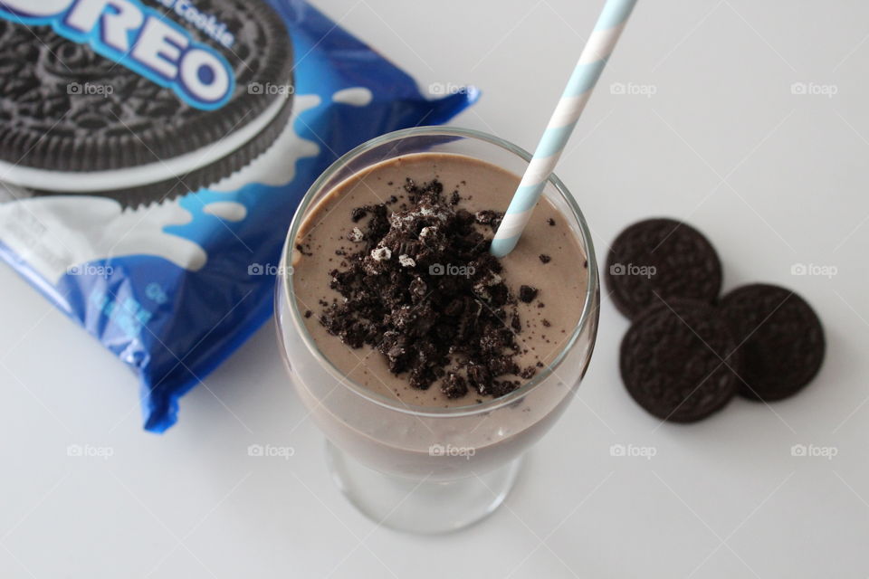 Oreo, Peanut Butter, Banana Smoothie 