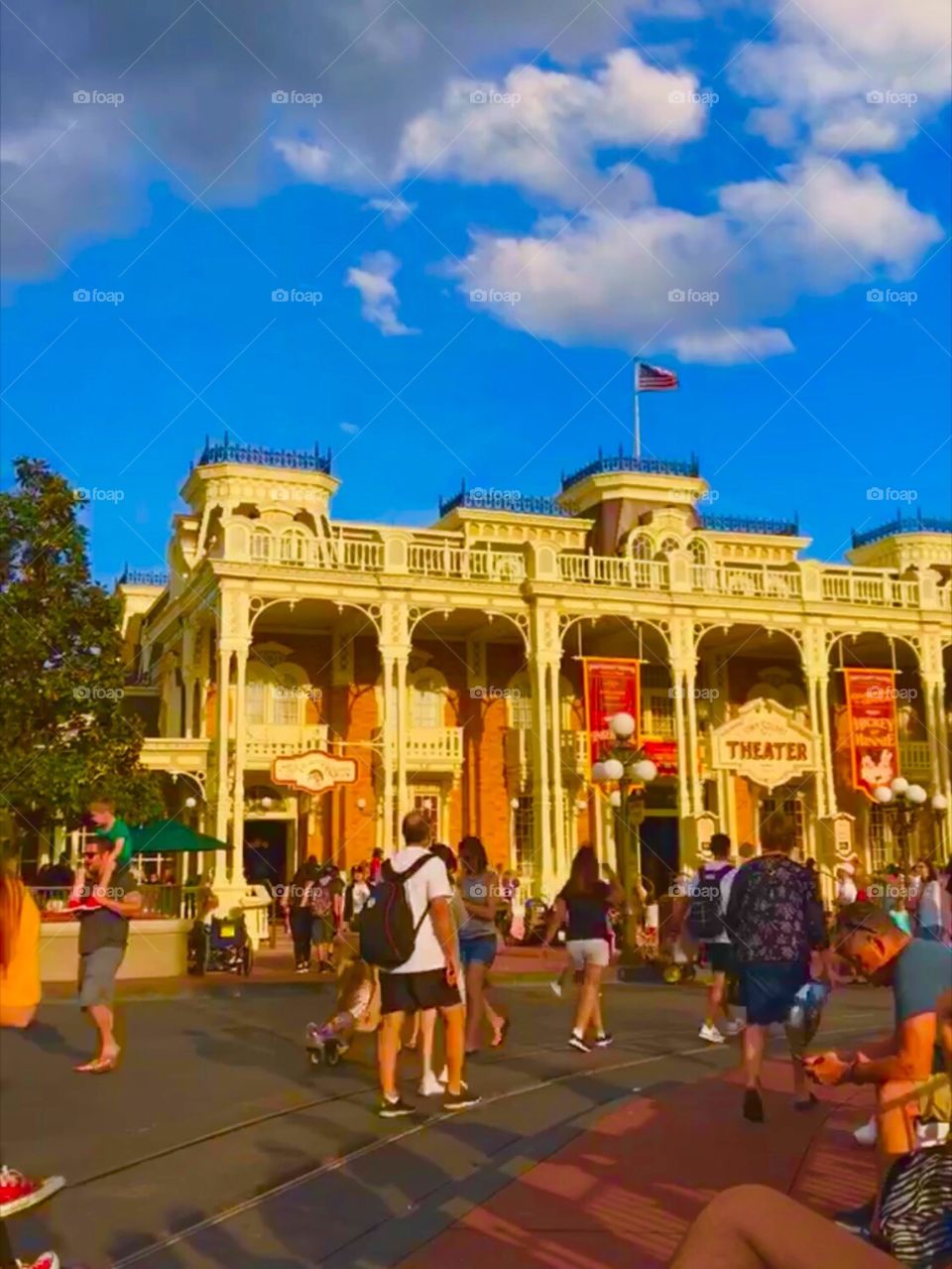 #day1 Everyday Disney World in Orlando Florida. I have been lost on Disney Properties consecutively since 4/3/19! You can find it on https://www.facebook.com/selsa.susanna or on IG SelsaCamacho YT SelsaSusanna • Magic Kingdom 4-3-19 Wednesday