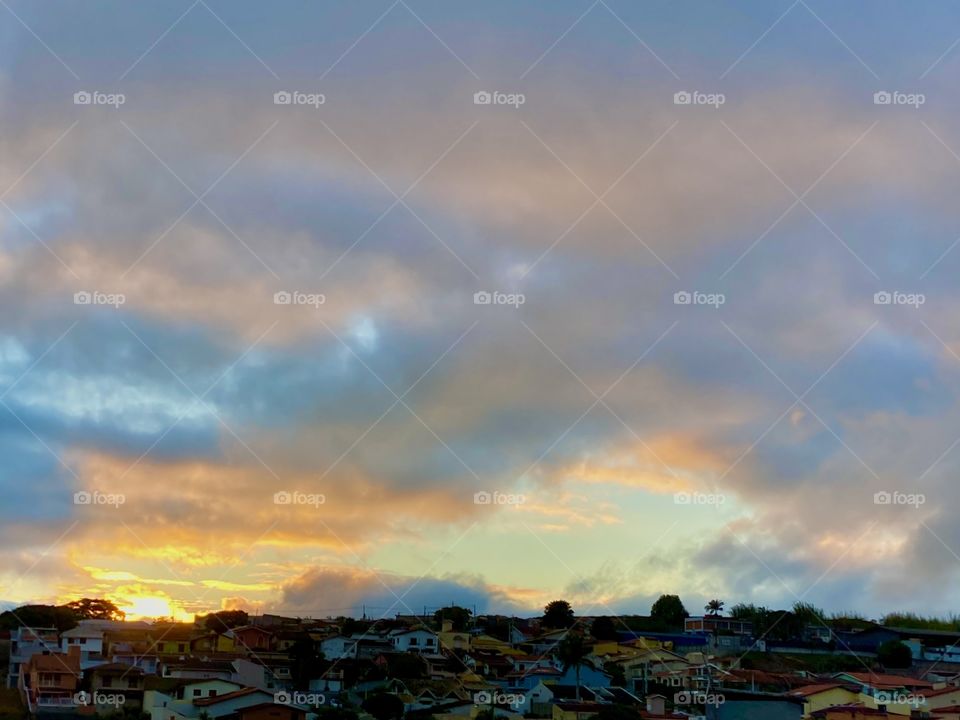 🌄🇺🇸 An extremely beautiful dawn in Bragança Paulista, interior of Brazil. Cheer the nature! / 🇧🇷 Um amanhecer extremamente bonito em Bragança Paulista, interior do Brasil. Viva a natureza! 