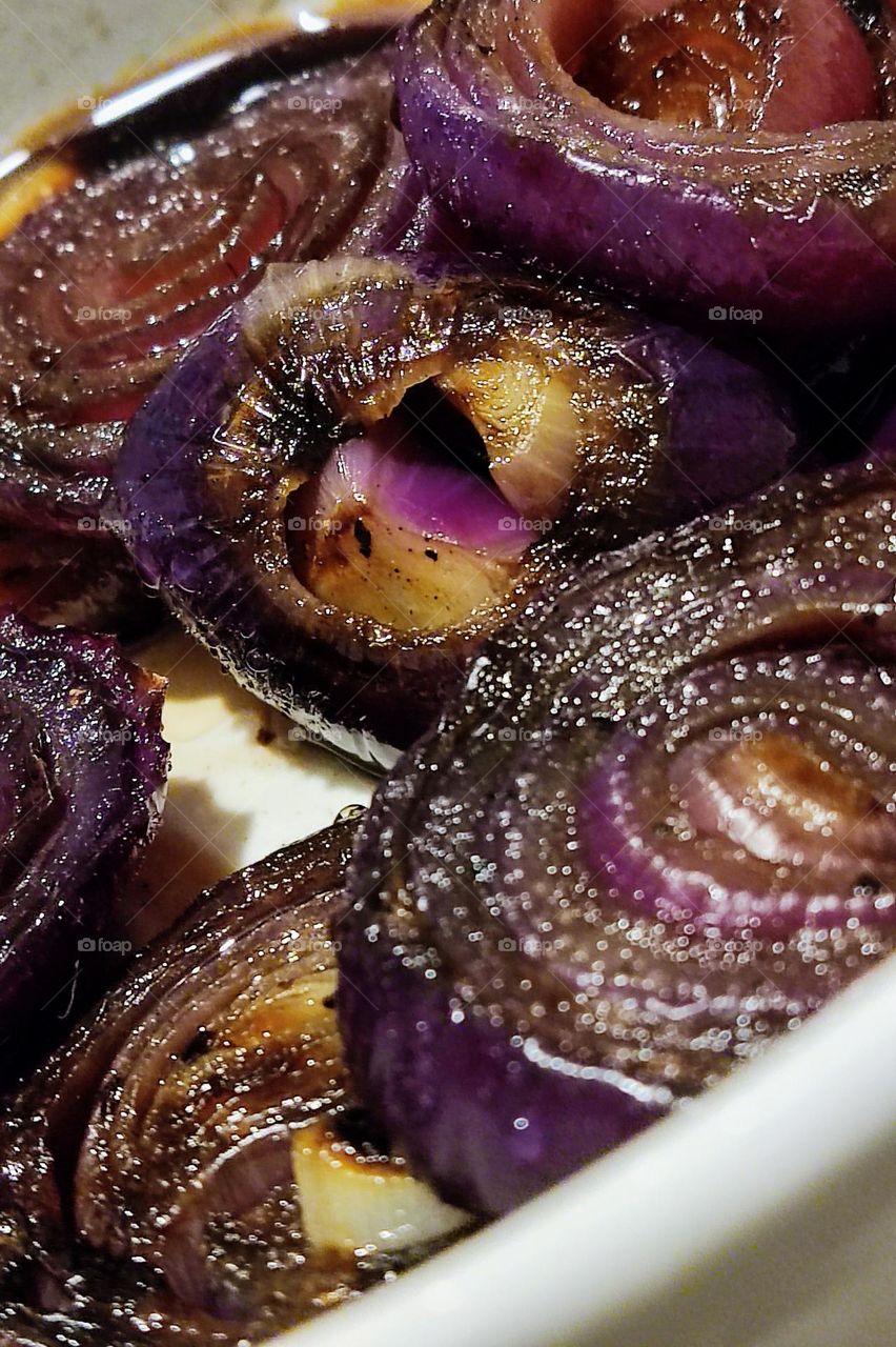 caramelized onion salad