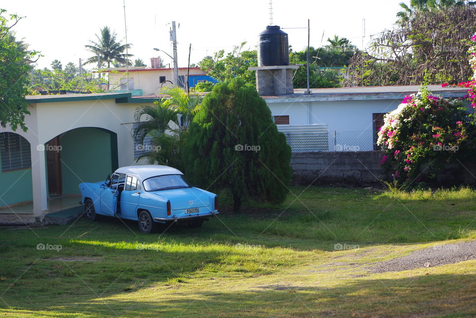 Vintage cars in Cuba
