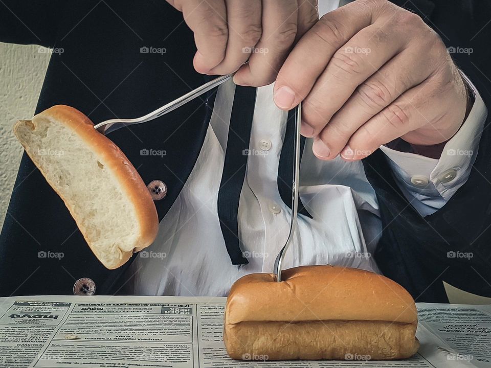 Like Mr Charlie Chaplin in "The Gold Rush", Dance of Bread Rolls on Forks